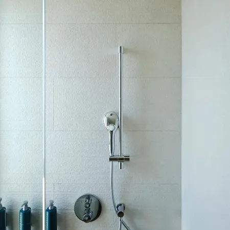 Hotel Hilton Garden Chania 4*