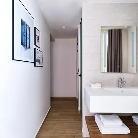 Hilton Garden Chania 4* Ханья