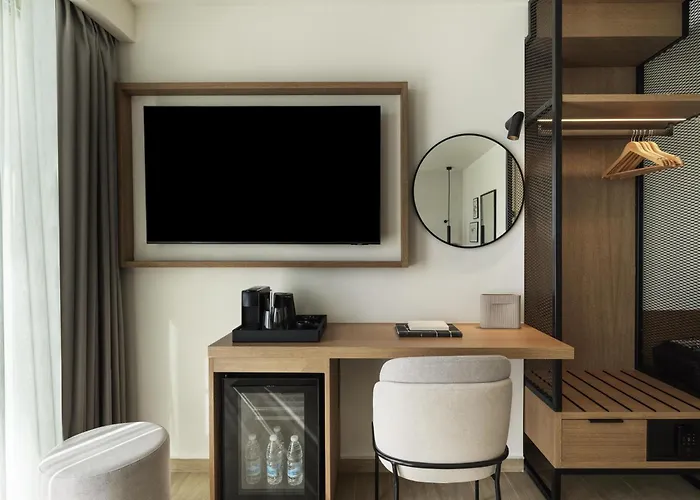 Hilton Garden Chania מלון חאניה