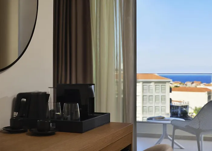 Hilton Garden Chania 4* חאניה