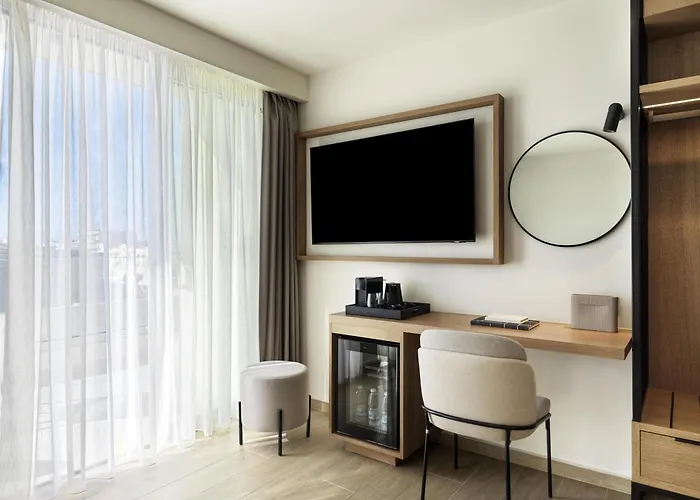 Hilton Garden Chania חאניה