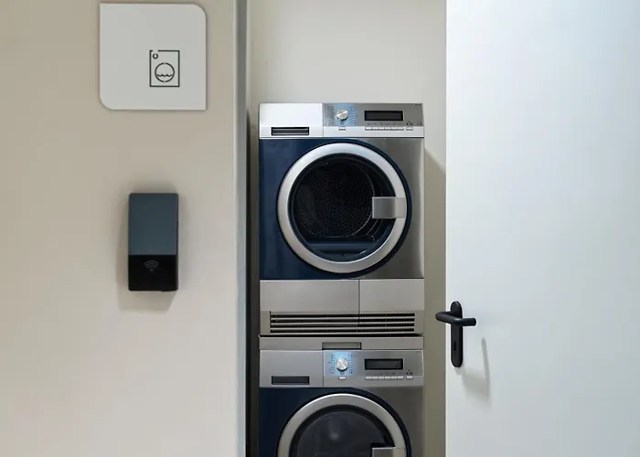 Hotel Hilton Garden Chania 4*