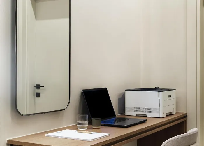 Hilton Garden Chania 4*